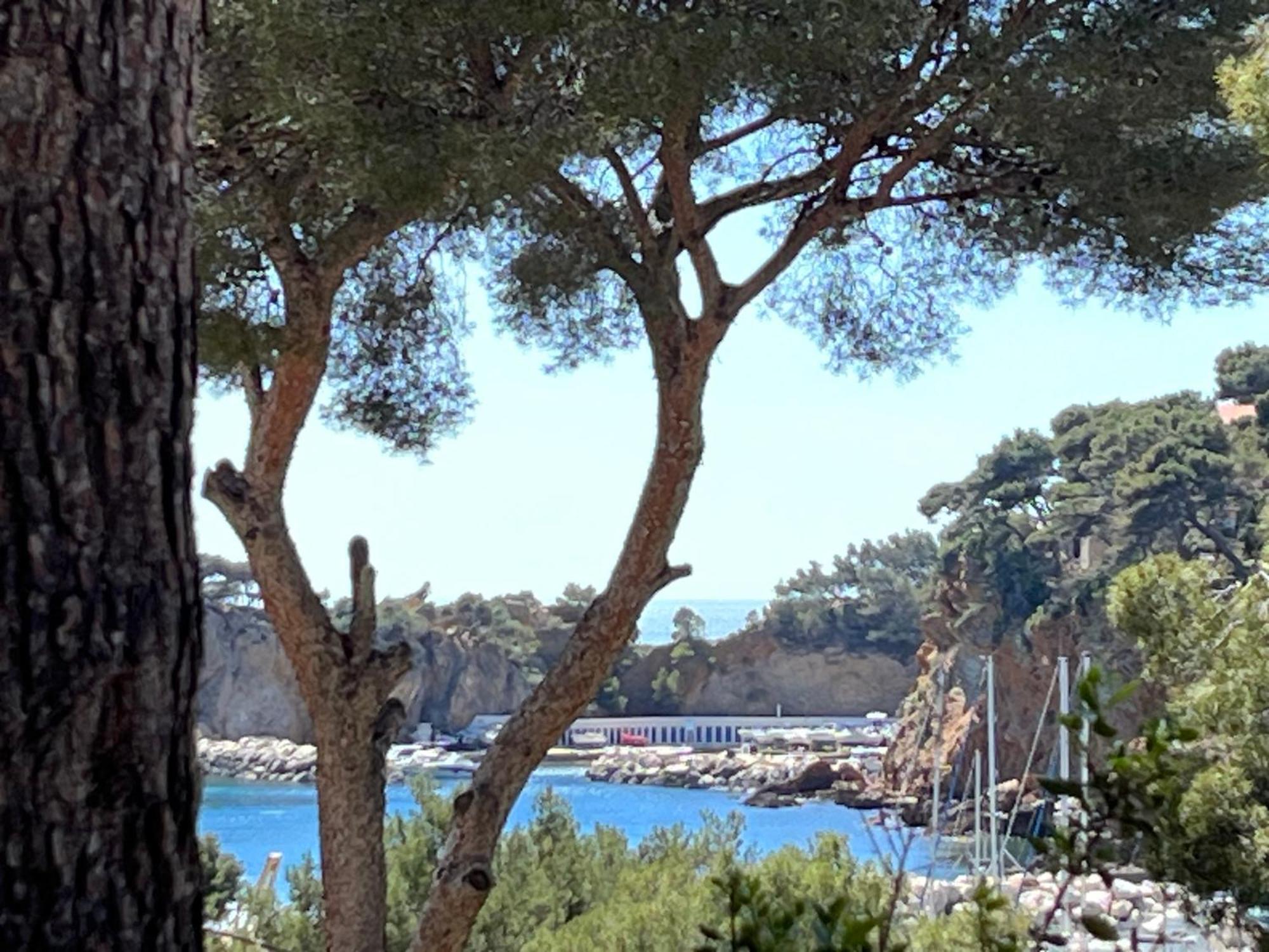 La Casa Calanquaise - Mer A 250M Accessible A Pied - T2 Spacieux Independant - Terrasse Ombragee Ensues-la-Redonne Exterior photo